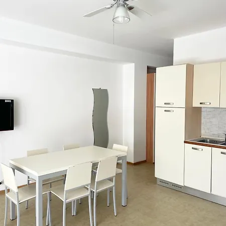 Apartment On The Beach 12 *
